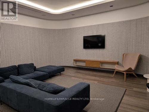 2511 - 225 Sumach Street, Toronto, ON - Indoor