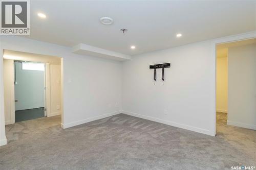 2406 Cairns Avenue, Saskatoon, SK - Indoor Photo Showing Other Room