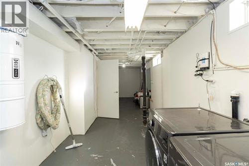 2406 Cairns Avenue, Saskatoon, SK - Indoor Photo Showing Laundry Room