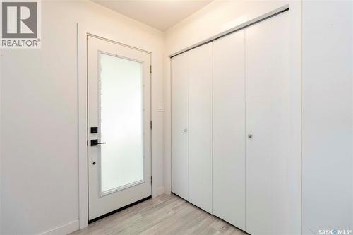 2406 Cairns Avenue, Saskatoon, SK - Indoor Photo Showing Other Room