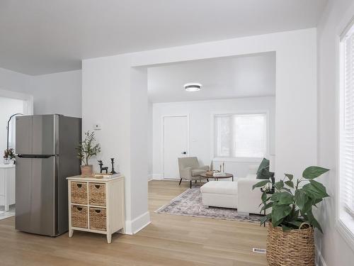 598 Van Norman Street, Thunder Bay, ON - Indoor