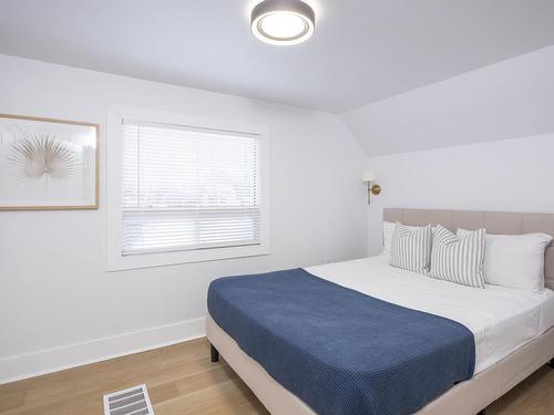 598 Van Norman Street, Thunder Bay, ON - Indoor Photo Showing Bedroom