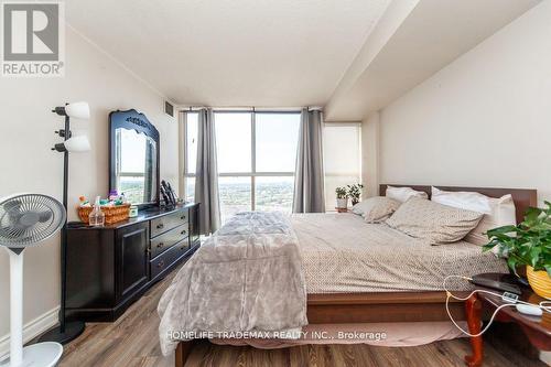 2117 - 35 Trailwood Drive, Mississauga, ON - Indoor Photo Showing Bedroom