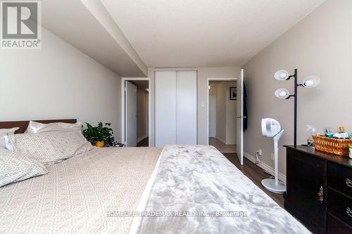2117 - 35 Trailwood Drive, Mississauga, ON - Indoor Photo Showing Bedroom