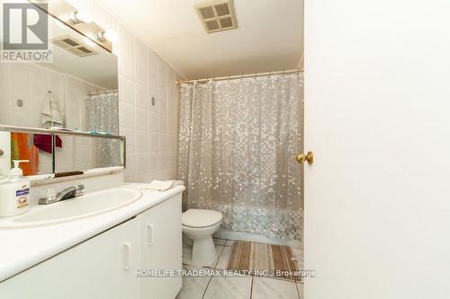 2117 - 35 Trailwood Drive, Mississauga, ON - Indoor Photo Showing Bathroom