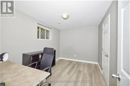 593 First Avenue, Welland, ON - Indoor Photo Showing Office