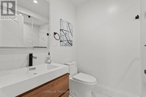 5321 Old Brock Road, Pickering, ON - Indoor Photo Showing Bathroom