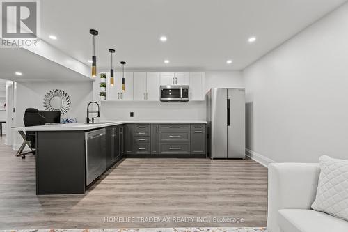 5321 Old Brock Road, Pickering, ON - Indoor Photo Showing Kitchen With Upgraded Kitchen