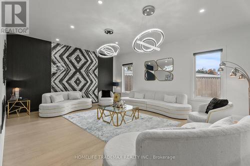 5321 Old Brock Road, Pickering, ON - Indoor Photo Showing Living Room