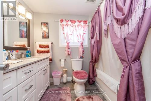 619 Willow Street, Shelburne, ON - Indoor Photo Showing Bathroom