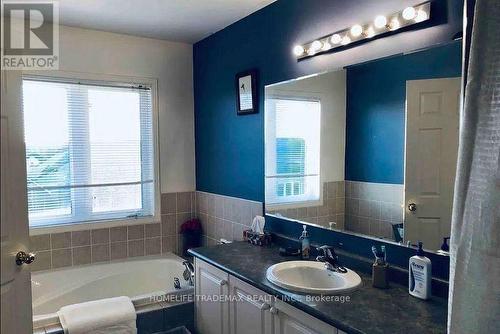 44 Lloydminster Avenue, Ajax, ON - Indoor Photo Showing Bathroom