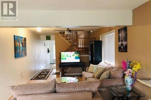44 Lloydminster Avenue, Ajax, ON - Indoor Photo Showing Living Room