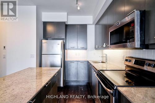 2807 - 360 Square One Drive, Mississauga, ON - Indoor Photo Showing Kitchen With Upgraded Kitchen