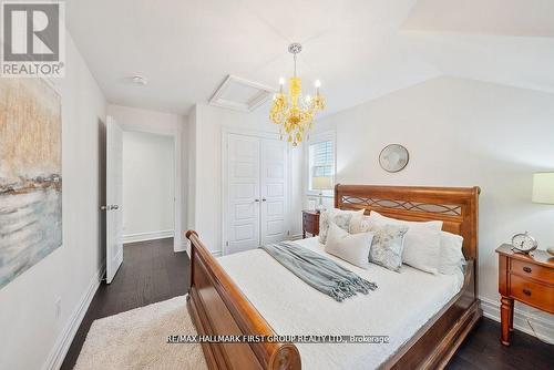 8 Bridges Boulevard, Port Hope, ON - Indoor Photo Showing Bedroom