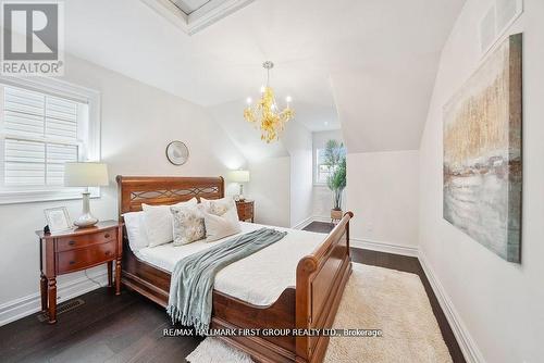 8 Bridges Boulevard, Port Hope, ON - Indoor Photo Showing Bedroom