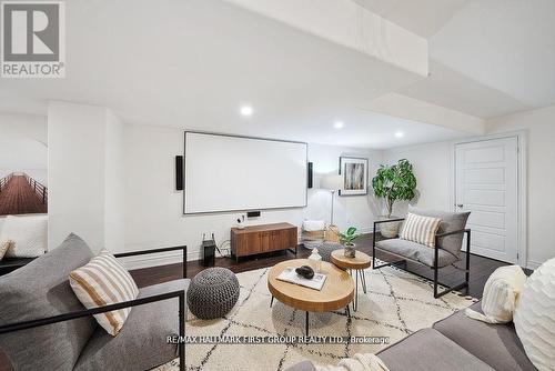 8 Bridges Boulevard, Port Hope, ON - Indoor Photo Showing Living Room