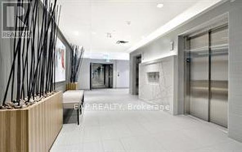 401 - 3028 Creekshore Common, Oakville (Go Glenorchy), ON - Indoor Photo Showing Other Room