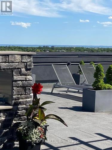 401 - 3028 Creekshore Common, Oakville (Go Glenorchy), ON - Outdoor With View