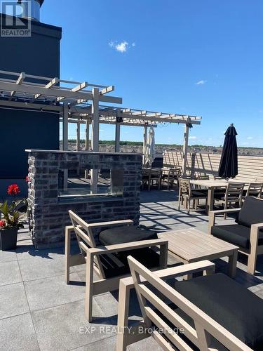 401 - 3028 Creekshore Common, Oakville (Go Glenorchy), ON - Outdoor With View