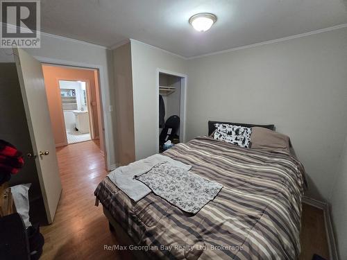 Master Bedroom - 8 Mill Street, Severn (Coldwater), ON - Indoor Photo Showing Bedroom