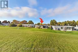 Nested in a Vibrant Neighbourhood - 