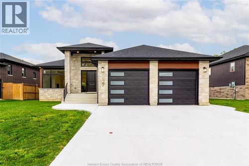 237 SANDYBROOK WAY  Kingsville, ON N9Y 0A3