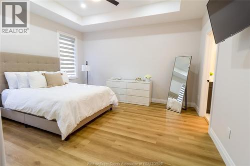 237 Sandybrook Way, Kingsville, ON - Indoor Photo Showing Bedroom