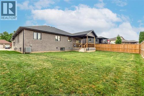 237 Sandybrook Way, Kingsville, ON - Outdoor