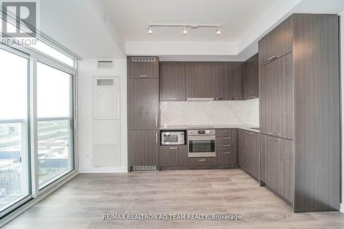 2003 - 38 Honeycrisp Crescent, Vaughan, ON - Indoor Photo Showing Other Room