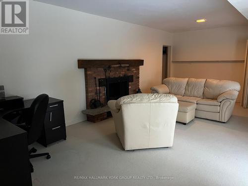 128 Brule Trail, King, ON - Indoor