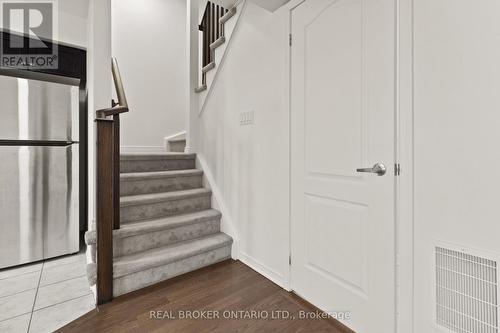 42 - 2441 Greenwich Drive N, Oakville, ON - Indoor Photo Showing Other Room