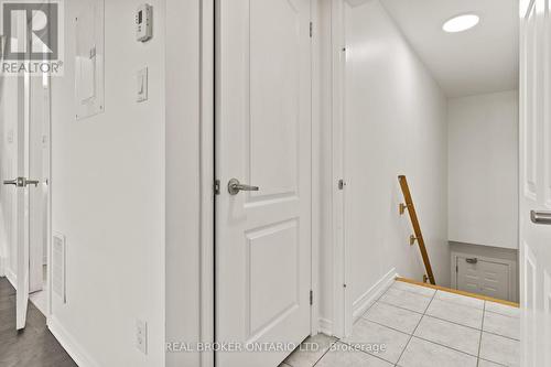 42 - 2441 Greenwich Drive N, Oakville, ON - Indoor Photo Showing Other Room