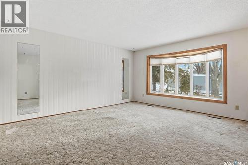 30 Cushing Crescent, Regina, SK - Indoor Photo Showing Other Room