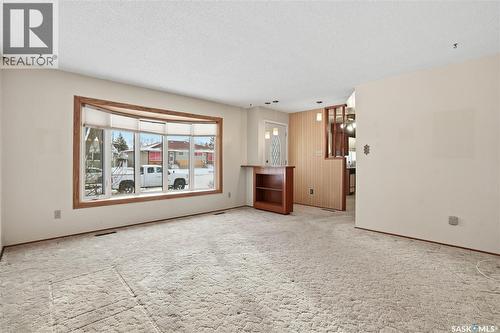 30 Cushing Crescent, Regina, SK - Indoor