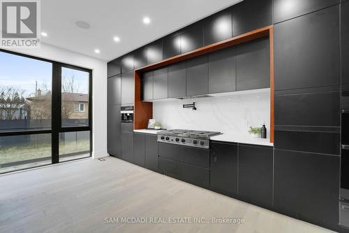 468 Saville Crescent, Oakville, ON - Indoor