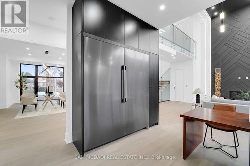 468 Saville Crescent, Oakville, ON - Indoor Photo Showing Other Room