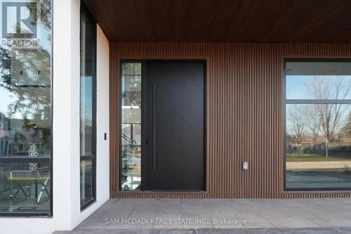 468 Saville Crescent, Oakville, ON -  With Exterior