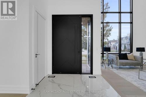 468 Saville Crescent, Oakville, ON - Indoor Photo Showing Other Room