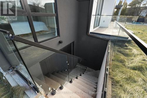 468 Saville Crescent, Oakville, ON - Outdoor With Exterior