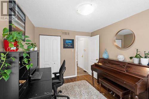 27 Sandcliffe Terrace, Ottawa, ON - Indoor Photo Showing Office