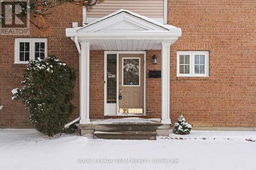 27 Sandcliffe Terrace, Ottawa, ON - Outdoor
