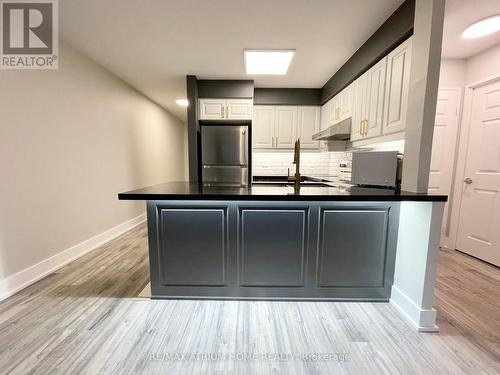 701 - 18 Parkview Avenue, Toronto, ON - Indoor Photo Showing Kitchen With Stainless Steel Kitchen