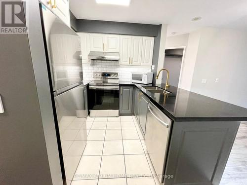 701 - 18 Parkview Avenue, Toronto, ON - Indoor Photo Showing Kitchen With Stainless Steel Kitchen With Double Sink With Upgraded Kitchen