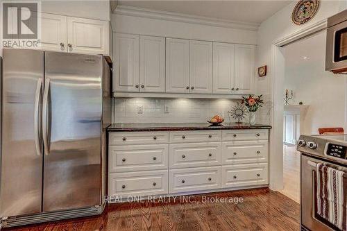 1268 Lorne Park Road, Mississauga, ON - Indoor Photo Showing Kitchen