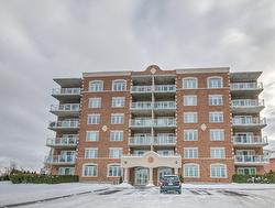 203-6500 Boul. Henri-Bourassa O.  Montréal (Saint-Laurent), QC H4R 0G6