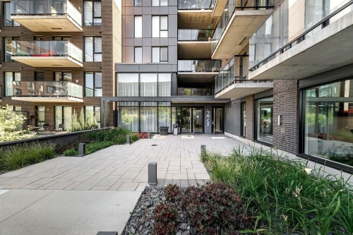 Front of Structure - 210-271 Av. De L'Académie, Dorval, QC - Outdoor