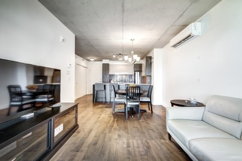 Living Room - 210-271 Av. De L'Académie, Dorval, QC - Indoor Photo Showing Living Room