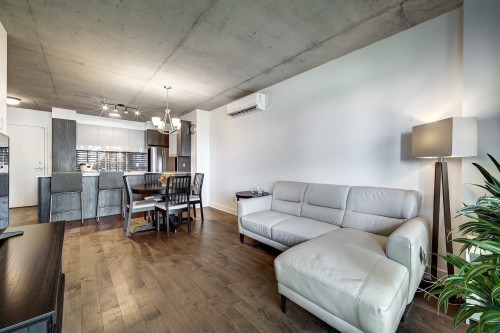 Living Room - 210-271 Av. De L'Académie, Dorval, QC - Indoor Photo Showing Other Room