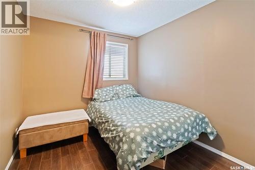 112 706 Confederation Drive, Saskatoon, SK - Indoor Photo Showing Bedroom