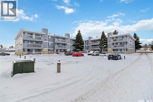 112 706 Confederation Drive, Saskatoon, SK - Outdoor